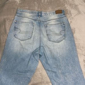 American eagle mom jeans